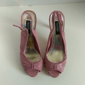 RILEY Peep Toe Sling Back Heels 6M